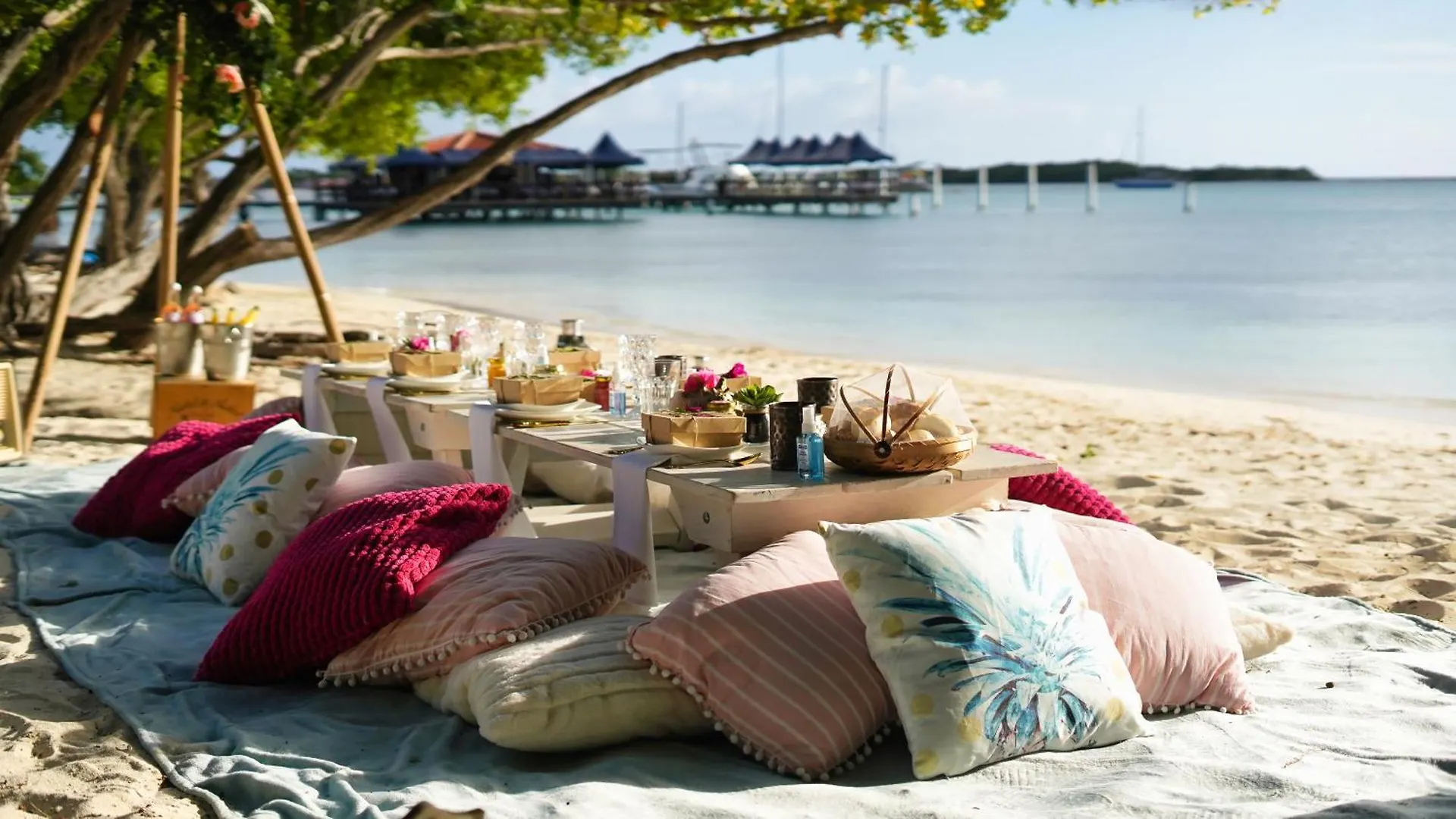 Bakval 3-U Villa Palm Beach